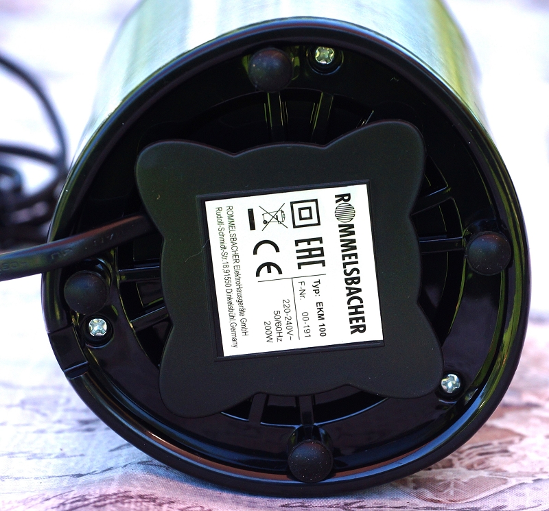ROMMELSBACHER EKM 100 Kabelaufwicklung