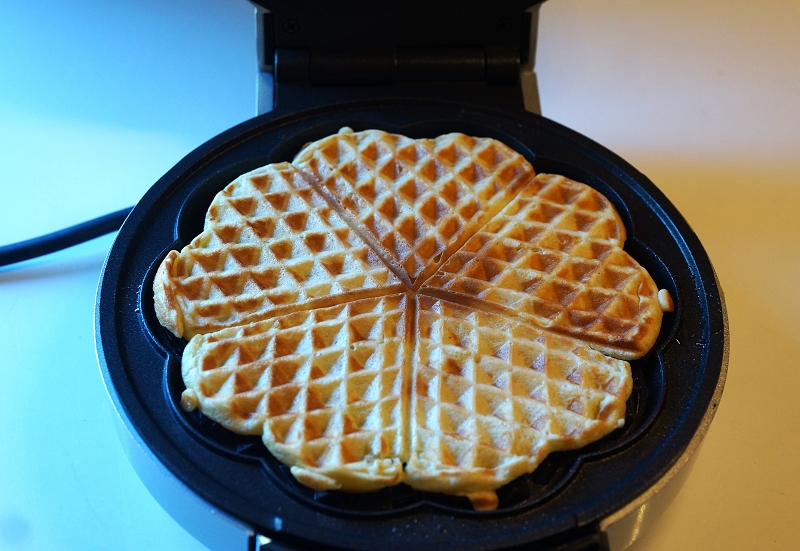 ROMMELSBACHER WA 750 Waffel Backstufe 3