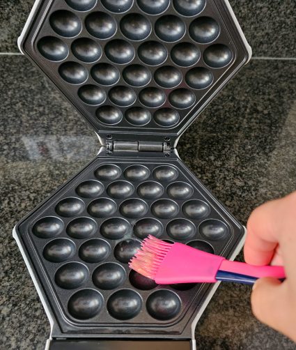 Rosenstein & Söhne Bubble Waffelmaker Einfetten
