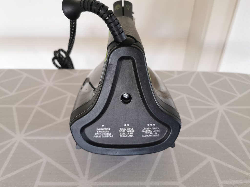 Rowenta DW6330 Eco Intelligence Dampfbügeleisen Rückansicht