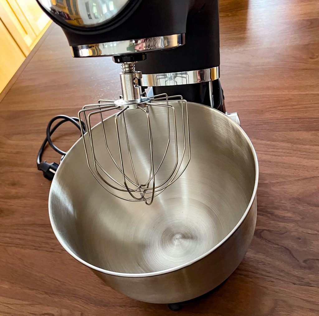 SEVERIN KM 3897 Küchenmaschine mit Rührschüssel