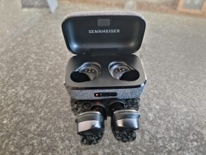 Sennheiser MOMENTUM True Wireless 3 In-Ear-Bluetooth-Kopfhörer mit Ladeschale