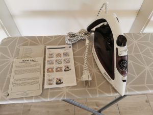 Tefal EasyGliss Plus Bügeleisen Lieferumfang
