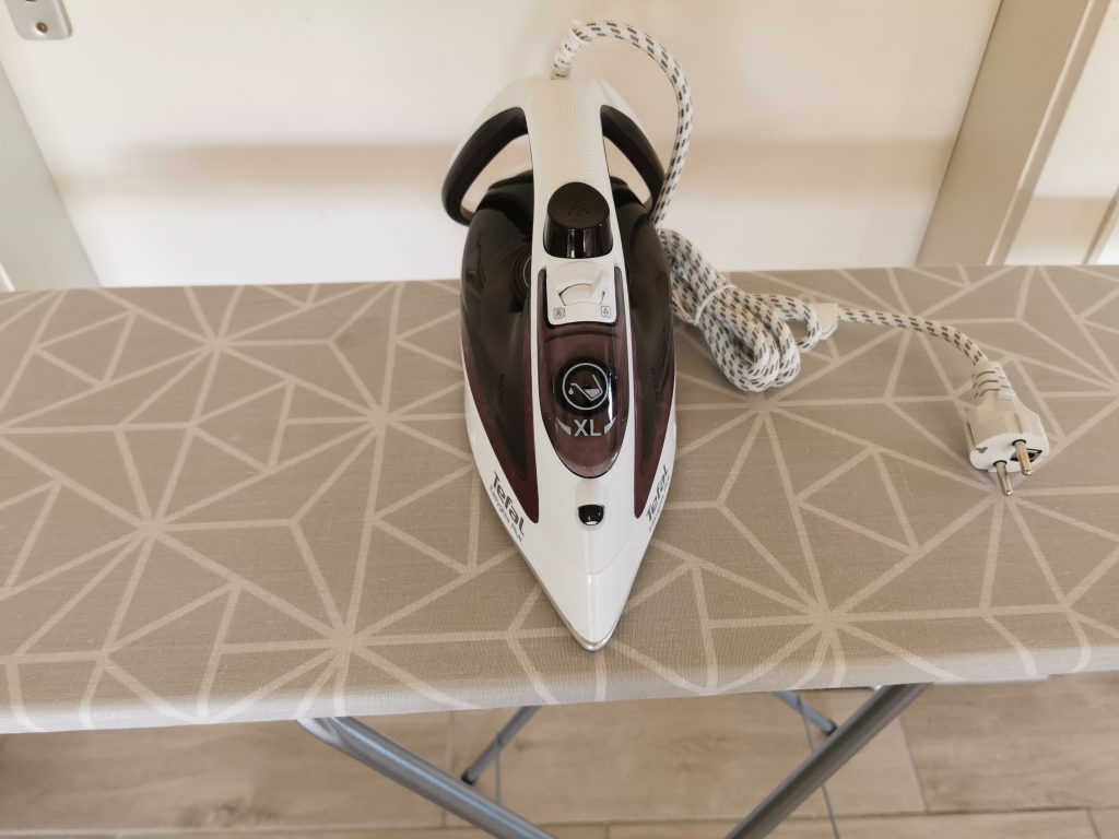 Tefal EasyGliss Plus Bügeleisen von vorn