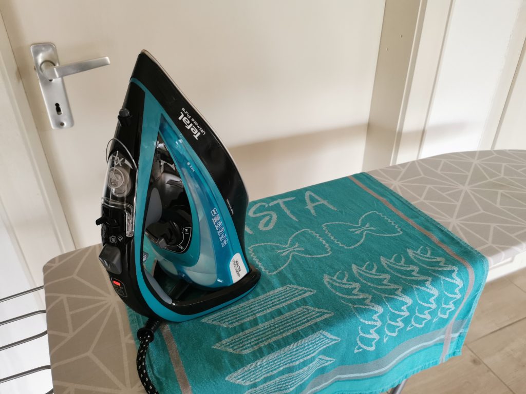 Tefal Ultimate Pure Dampfbügeleisen Bügeln 2