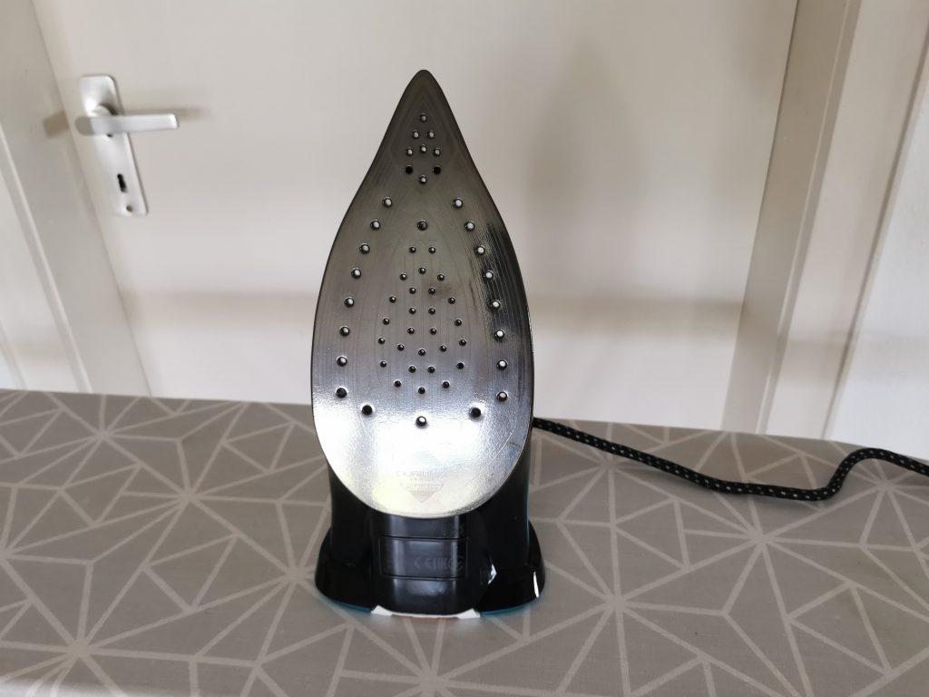 Tefal Ultimate Pure Dampfbügeleisen Sohle