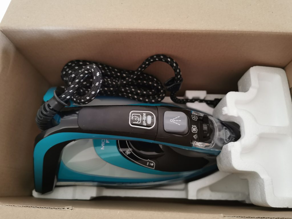 Tefal Ultimate Pure Dampfbügeleisen geöffnet
