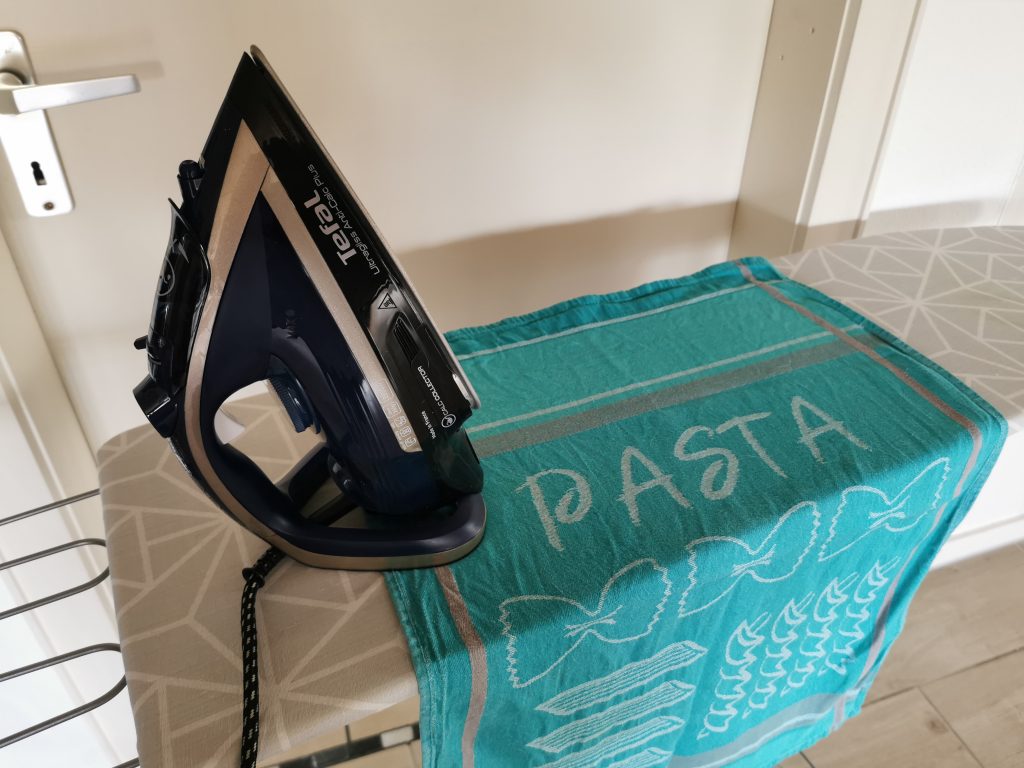 Tefal Ultragliss Bügeleisen bügeln