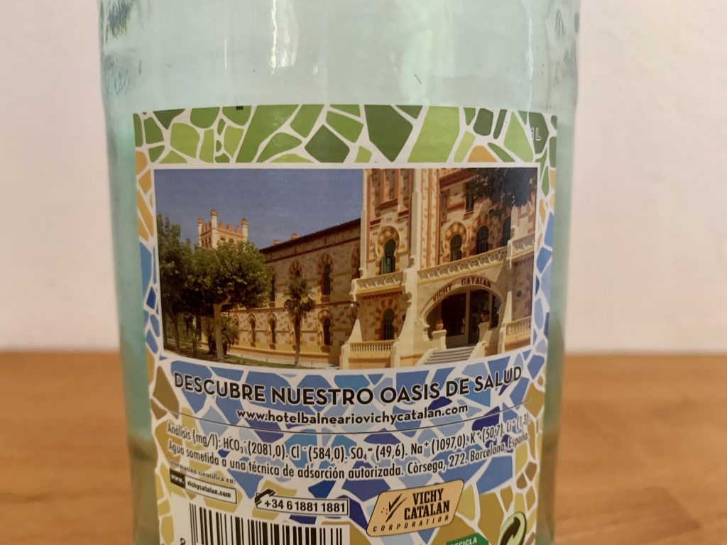 Vichy Catalán Mineralwasser Teilaufnahme Flaschenetikett Rückseite