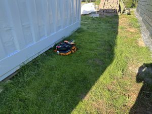 Worx Vision M600 Mähroboter beim Schneiden