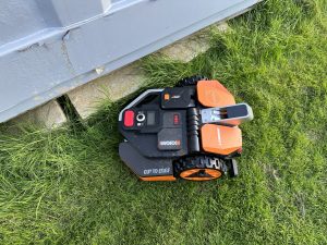 Worx Vision M600 Mähroboter von oben