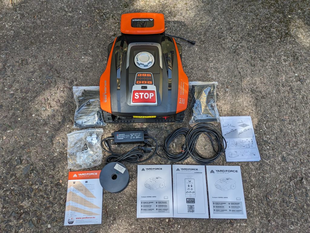 YARDFORCE COMPACT 300RBS Mähroboter gesamter Lieferumfang