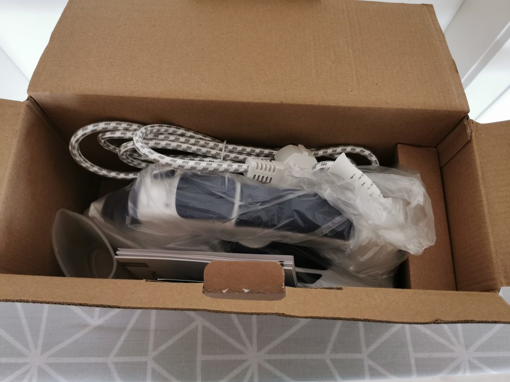 Yabano Bügeleisen Verpackung geöffnet