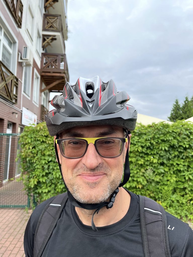 Dunlop HB13 Fahrradhelm Frontansicht