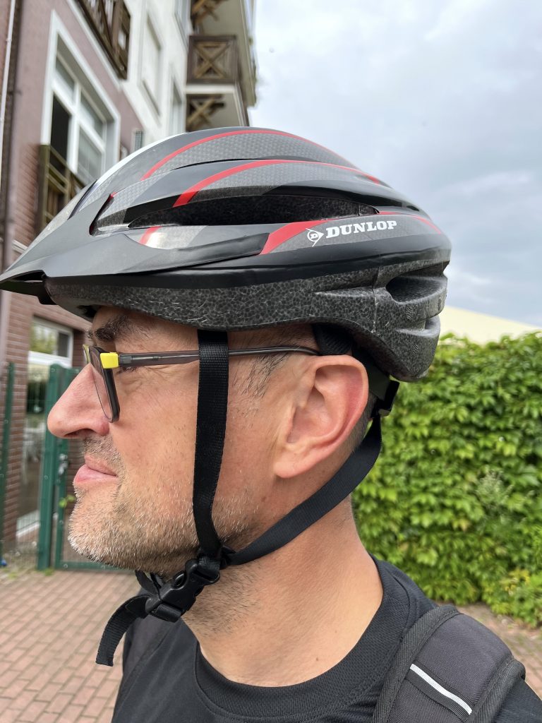 Dunlop HB13 Fahrradhelm Seitenansicht