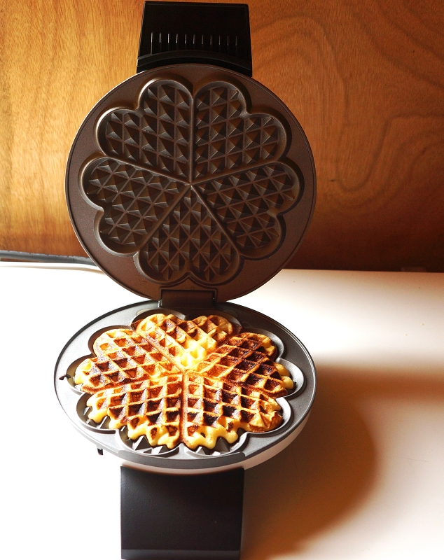 cloer 1621 Waffeln backen Test