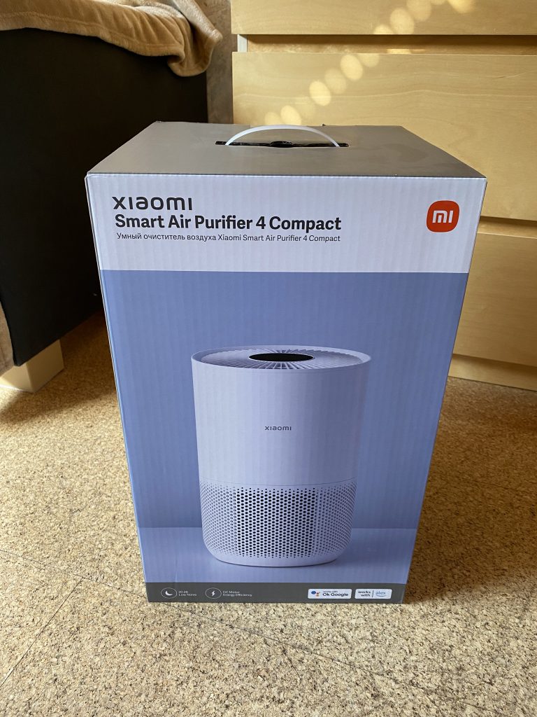Xiaomi Smart Air Purifier 4 Compact Luftreiniger Verpackung Vorderseite