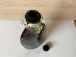 Al-Oleo Natives Olivenöl Extra aus Spanien offener Verschluss