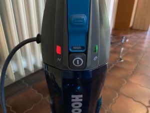 Hoover Steam Capsule Dampfreiniger bein Aufwärmen