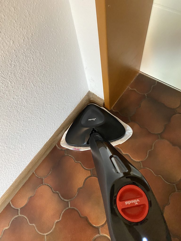 Vileda Steam Plus Dampfreiniger Reinigung Ecke