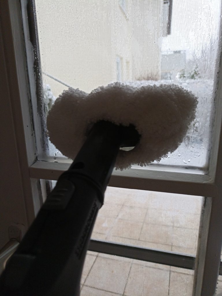 Kärcher EasyFix SC 5 Dampfreiniger Reinigung Fenster