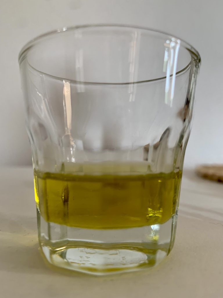 Alnatura Bio-Olivenöl nativ extra im Glas