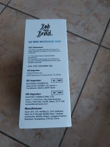 Bob and Brad Q2 Mini Massagepistole Verpackug von der linken Seite