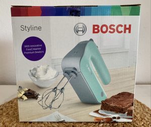 Bosch Styline MFQ40302 Handmixer im Karton von vorne