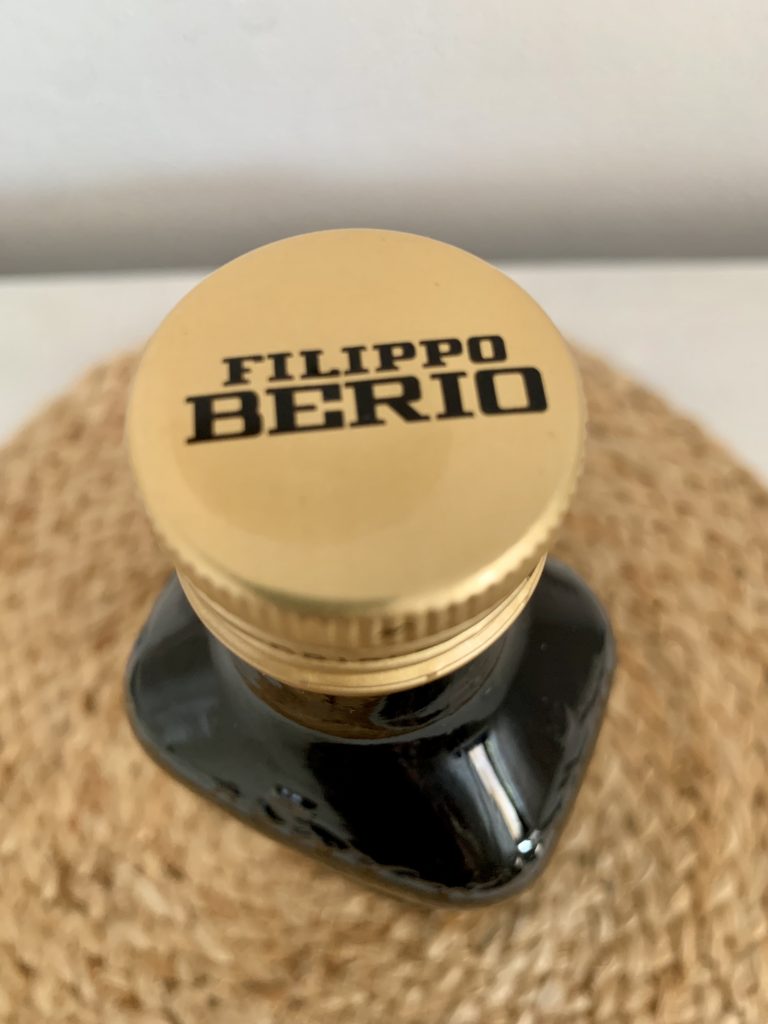 Filippo Berio Olio Natives Olivenöl extra Nahaufnahme Verschluss
