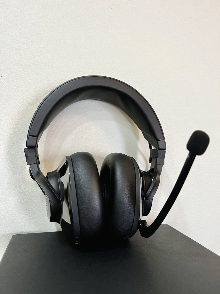 JBL Quantum 910 Headset Frontansicht