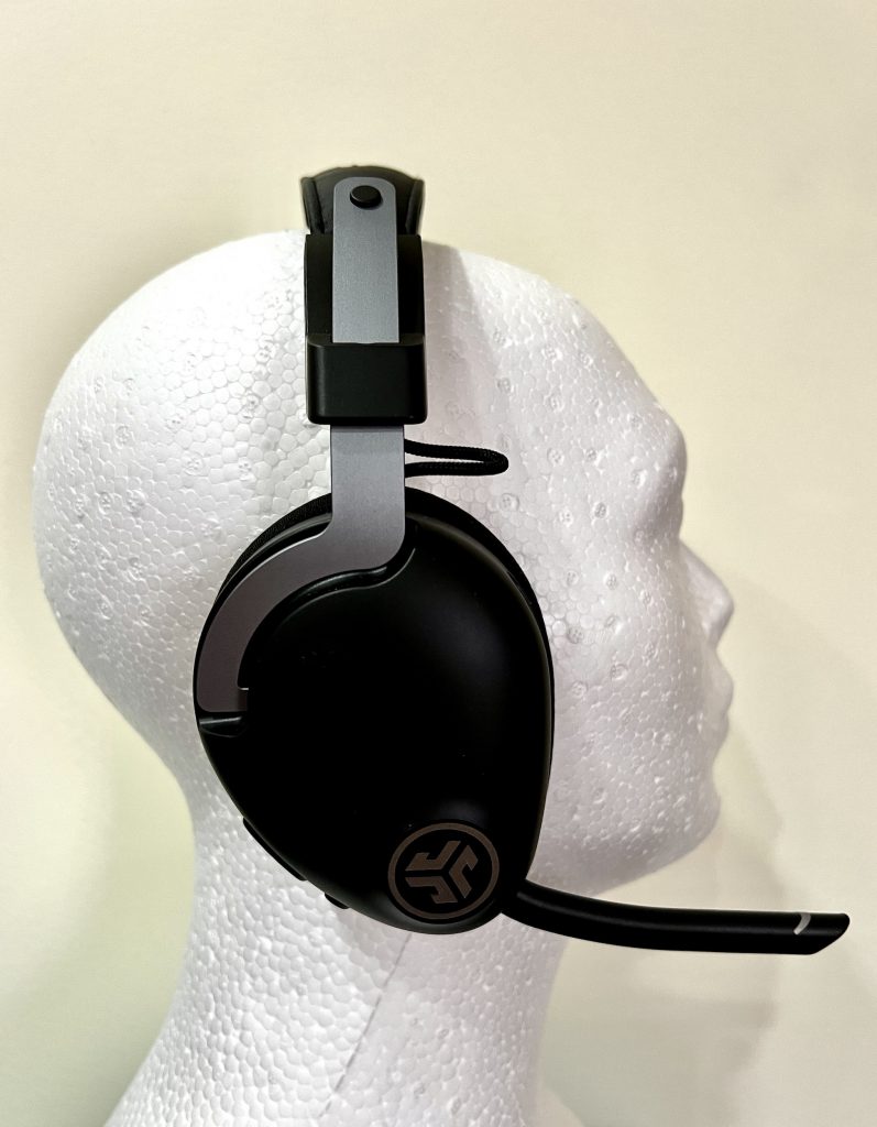 JLab JBUDS Work Headset von der Seite