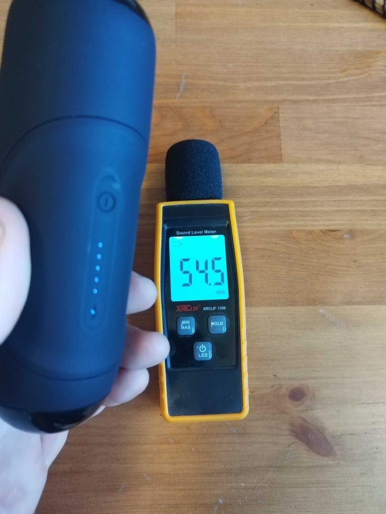 Lautstärkemessung der Bob and Brad Q2 Mini Massagepistole