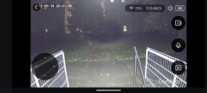 Owltron O1 Überwachungskamera Screenshot mit der Lampe mit HDR
