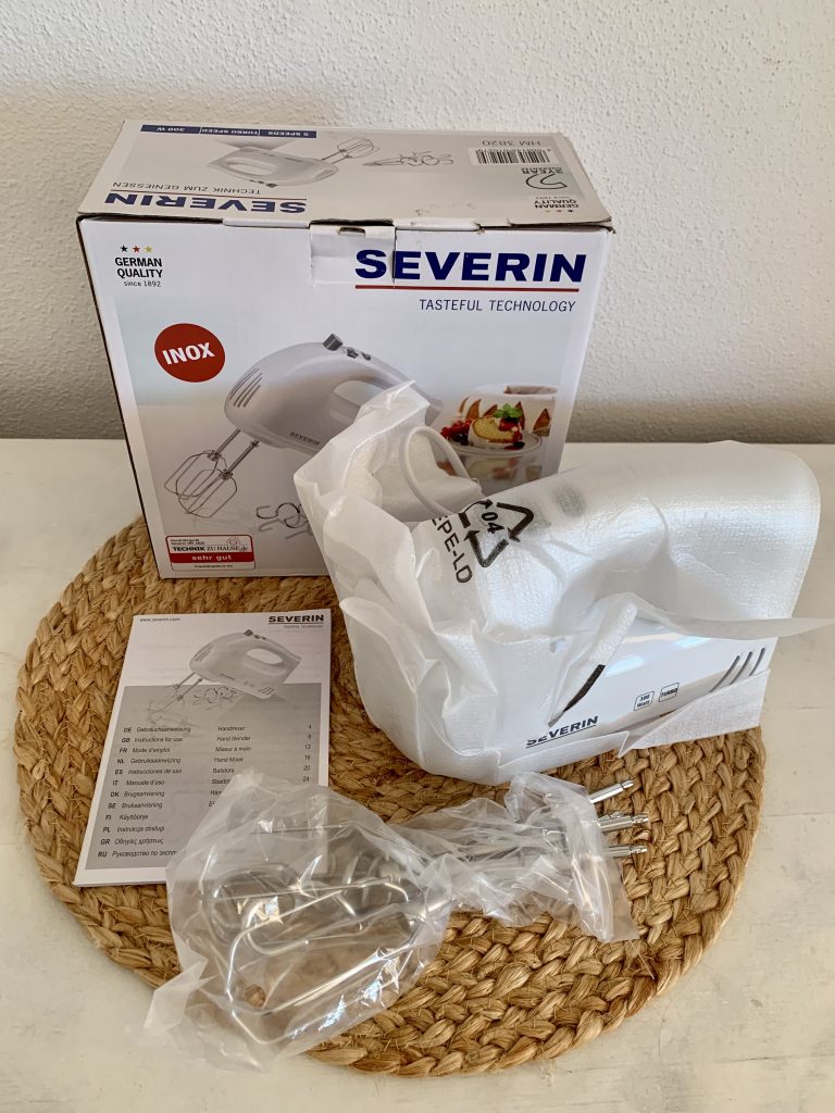 Severin HM 3820 Handmixer ausgepackt mit Zubehör