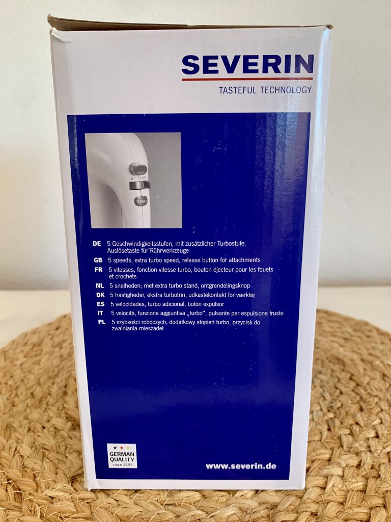 Severin HM 3820 Handmixer im Karton von der rechten Seite