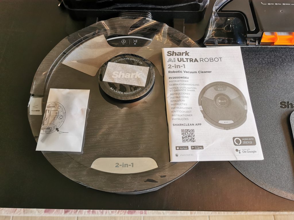 Shark AI Ultra 2-in-1 Saugroboter Roboter und Zubehör