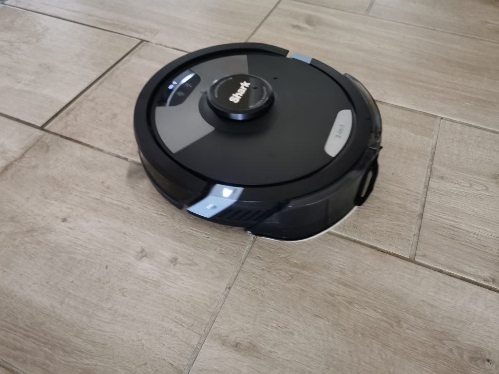 Shark AI Ultra 2-in-1 Saugroboter wischen