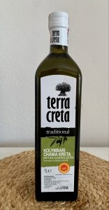 Terra Creta Extra natives Olivenöl Vorderansicht der Flasche