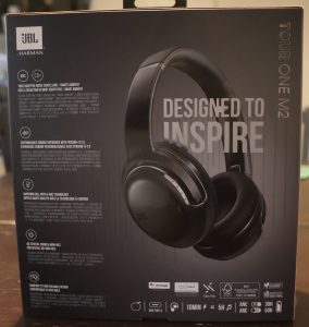 JBL Tour One M2 Kopfhörer Karton Rückseite