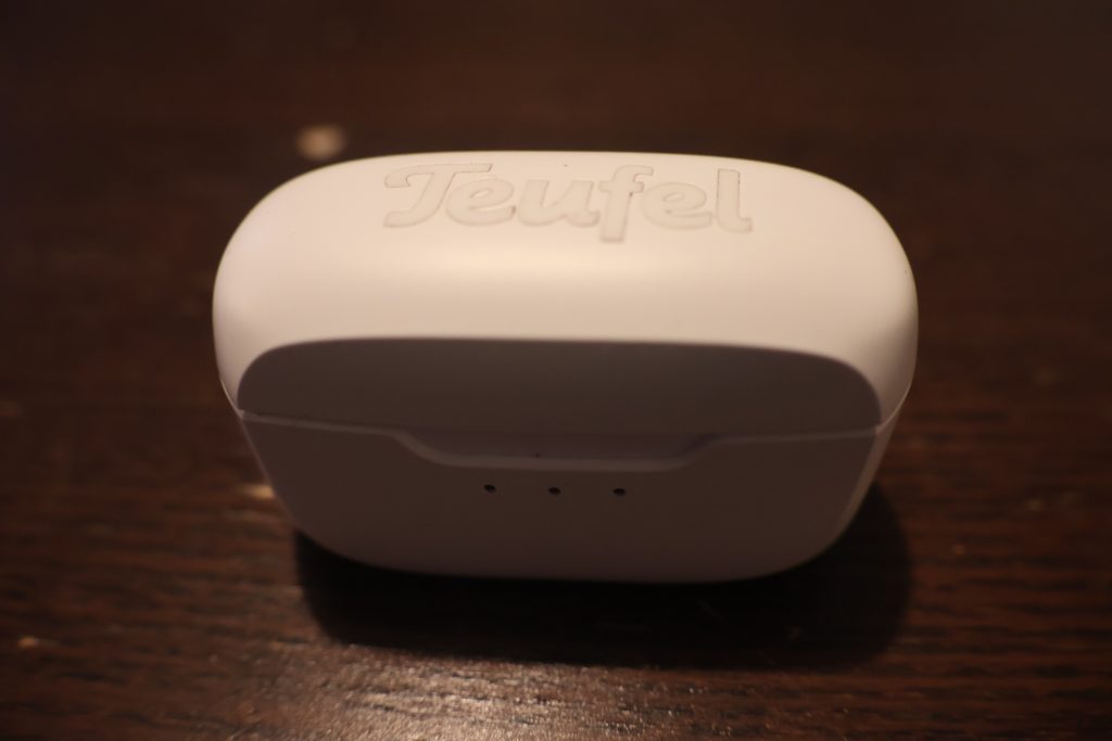 Teufel Real Blue TWS 2 Kopfhörer Ladecase geschlossen