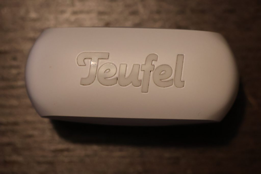 Teufel Real Blue TWS 2 Kopfhörer Ladecase von oben