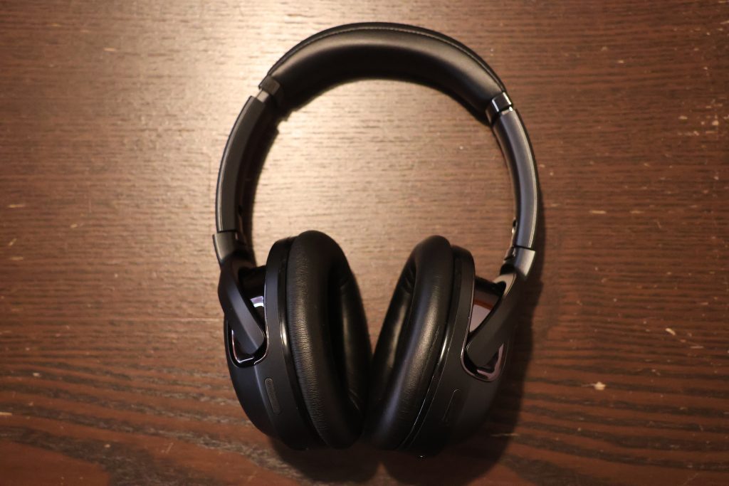 JBL Tour One M2 Kopfhörer Draufsicht