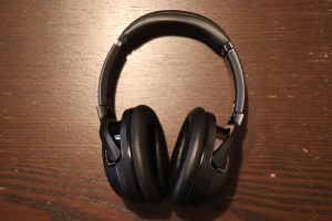 JBL Tour One M2 Kopfhörer Draufsicht
