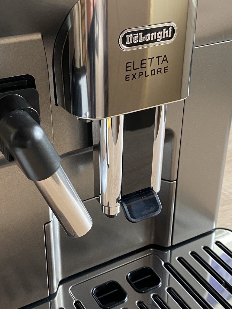 DeLonghi Eletta Explore Cold Brew ECAM450-86-T Kafeevollautomat ausziehbarer Abfüller