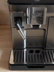 DeLonghi Eletta Explore Cold Brew ECAM450-86-T Kafeevollautomat Ausgießer für Heißwasser