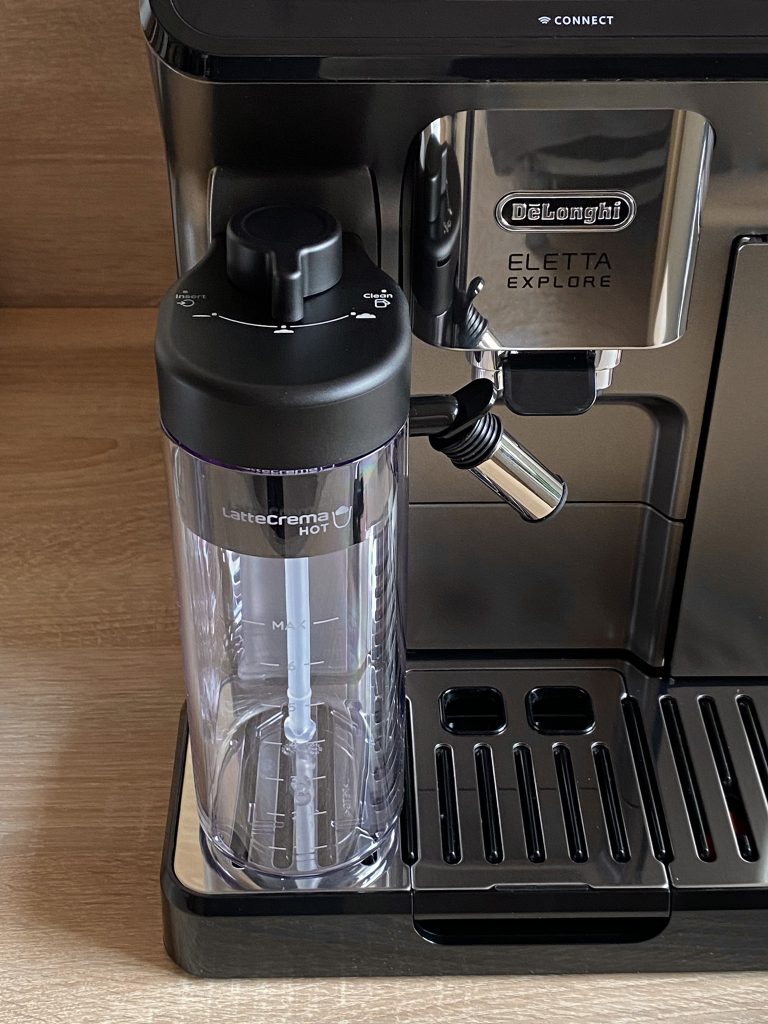 DeLonghi Eletta Explore Cold Brew ECAM450-86-T Kafeevollautomat Karaffe für warmen Milchschaum