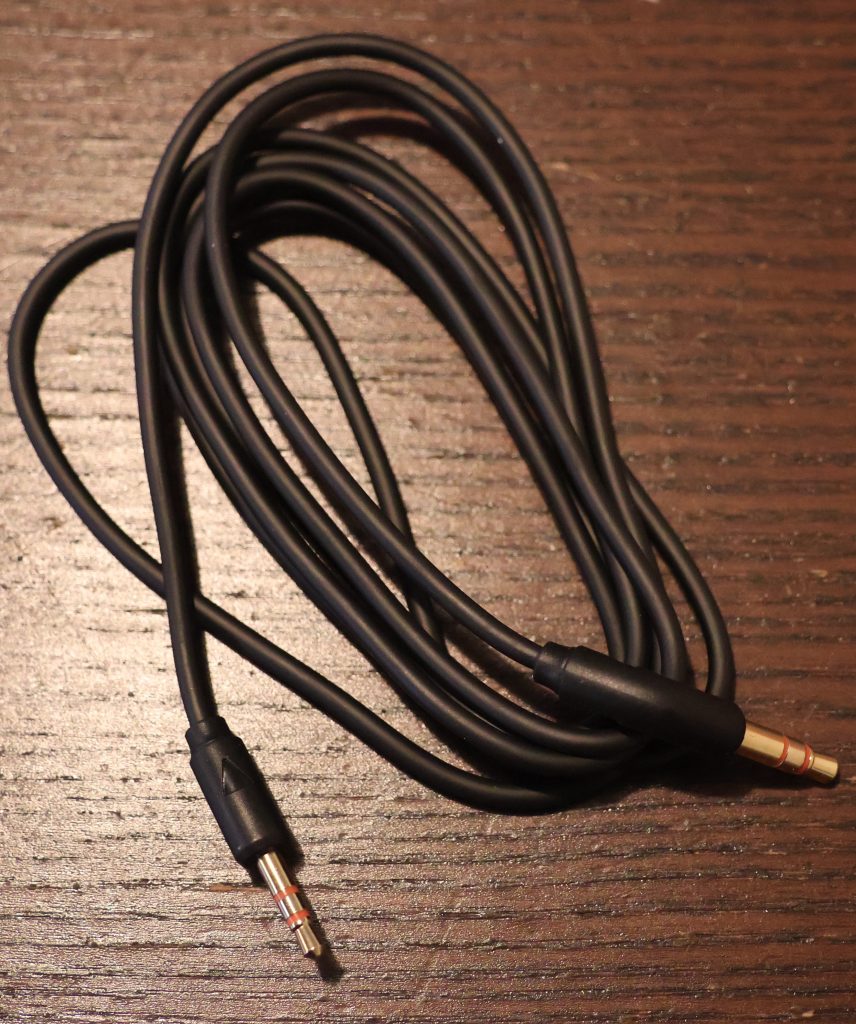 JBL Tour One M2 Kopfhörer Audiokabel