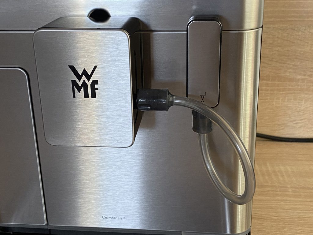 WMF Perfection 680 Kaffeevollautomat Schlauchkonfiguration für Reinigung der Milchdüsen