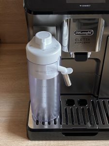 DeLonghi Eletta Explore Cold Brew ECAM450-86-T Kafeevollautomat Karaffe für kalten Milchschaum