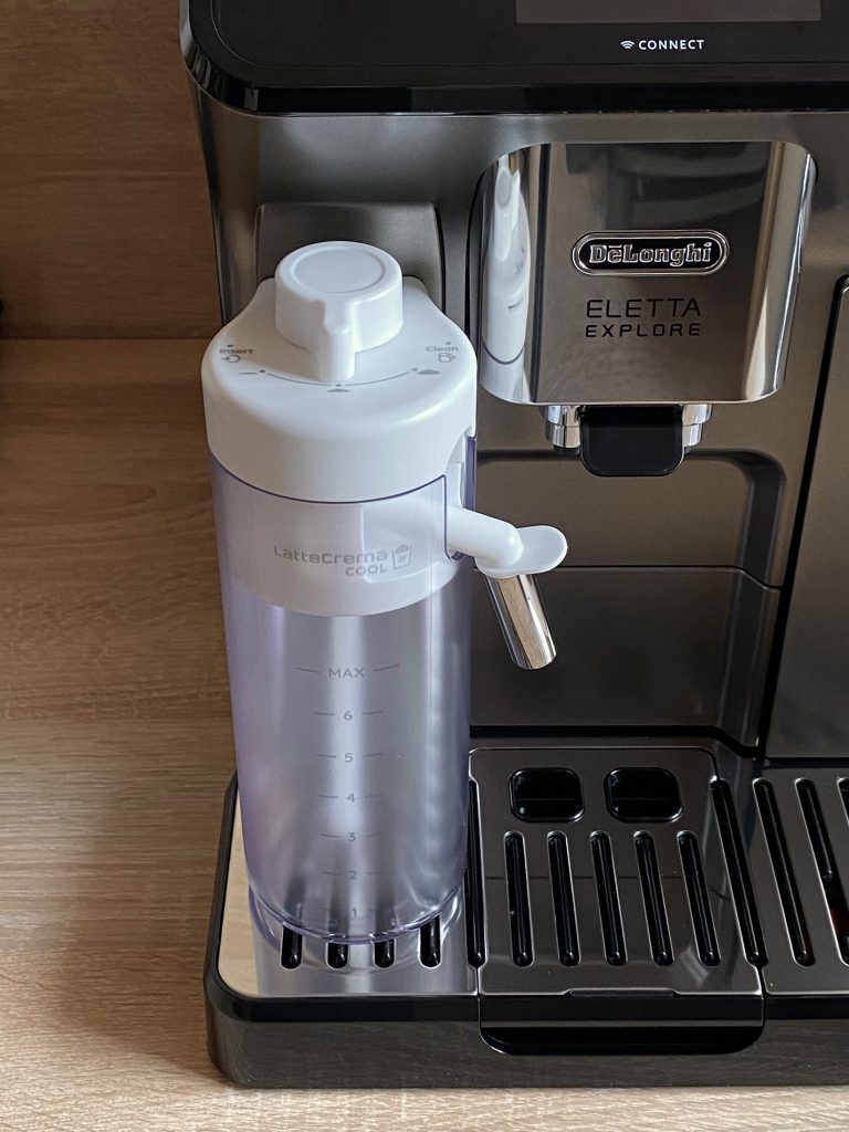 DeLonghi Eletta Explore Cold Brew ECAM450-86-T Kafeevollautomat Karaffe für kalten Milchschaum